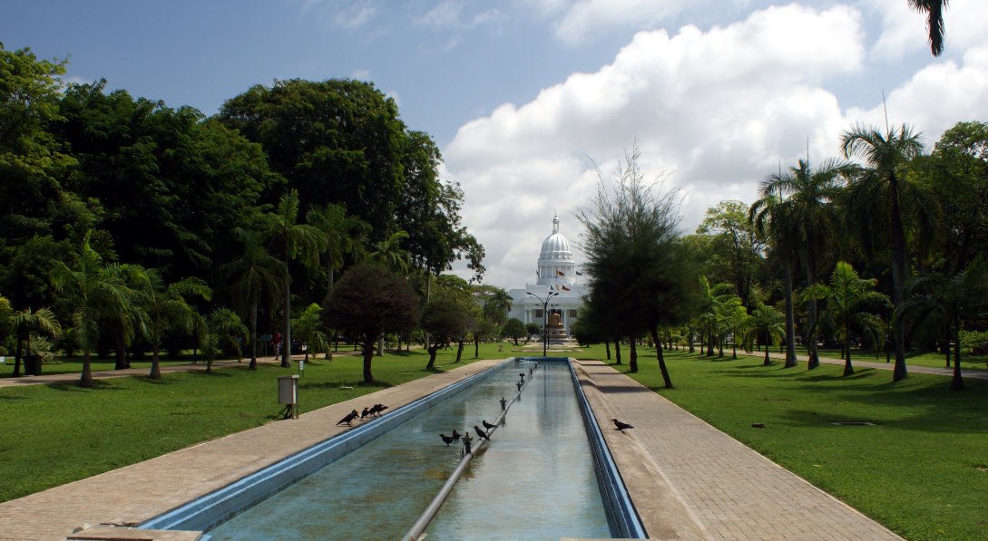 Viharamahadevi Park , Sri Lanka